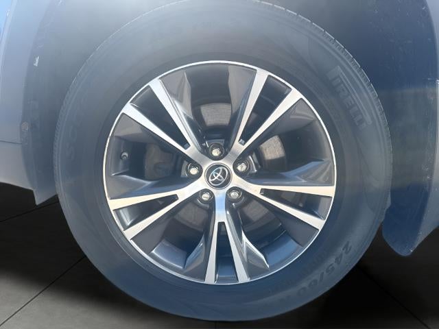 2016 Toyota Highlander Base