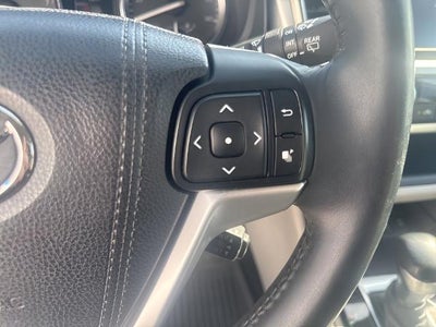 2016 Toyota Highlander Base