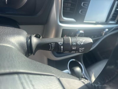 2016 Toyota Highlander Base