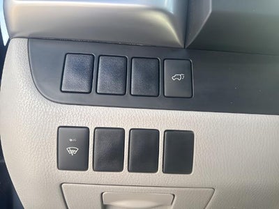 2016 Toyota Highlander Base