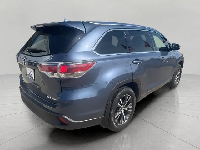 2016 Toyota Highlander Base