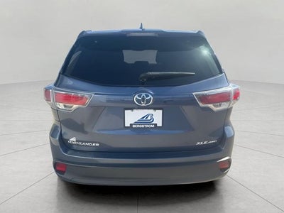 2016 Toyota Highlander Base