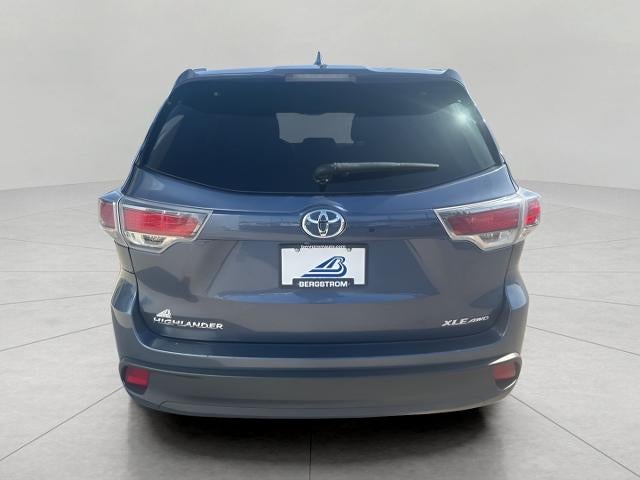 2016 Toyota Highlander Base