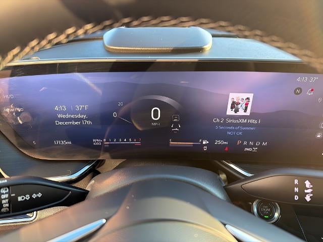 2025 Buick Envision Base