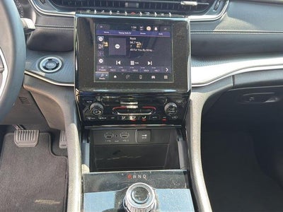 2023 Jeep Grand Cherokee L Laredo 4x4