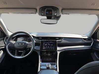 2023 Jeep Grand Cherokee L Laredo 4x4