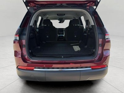 2023 Jeep Grand Cherokee L Laredo 4x4