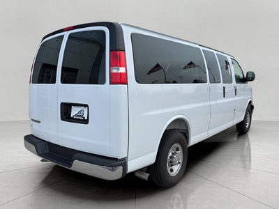 2025 Chevrolet Express Passenger 1LT