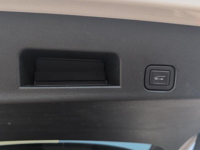 2024 GMC Acadia AT4