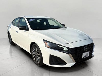 2025 Nissan Altima SV FWD