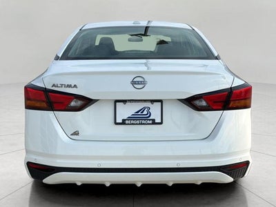2025 Nissan Altima SV FWD