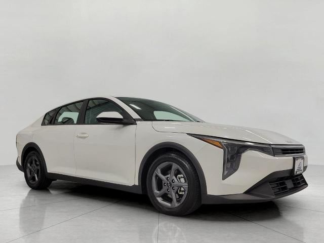 2025 Kia K4 LXS - Photo 28