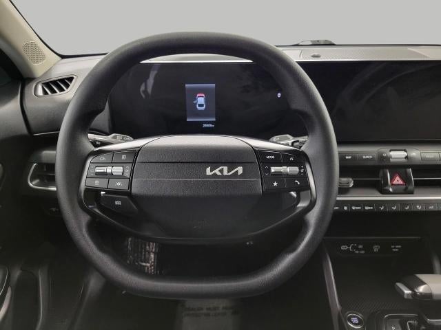 2025 Kia K4 LXS - Photo 33