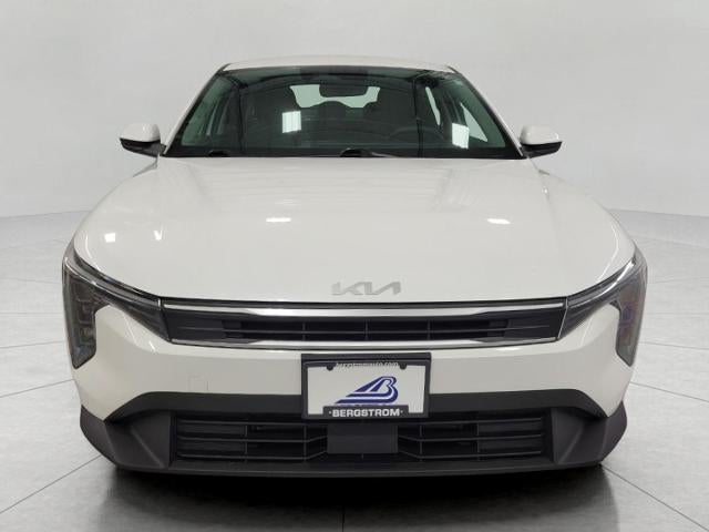 2025 Kia K4 LXS - Photo 41