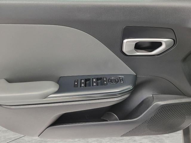 2025 Kia K4 LXS - Photo 53