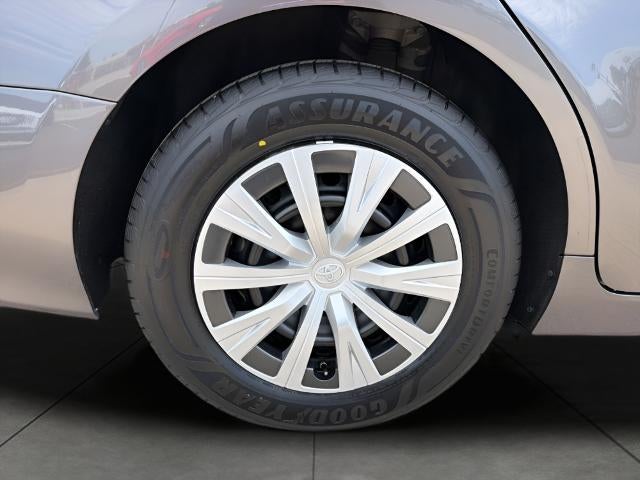 2019 Toyota Camry Hybrid LE