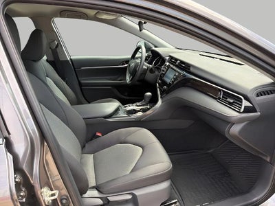 2019 Toyota Camry Hybrid LE